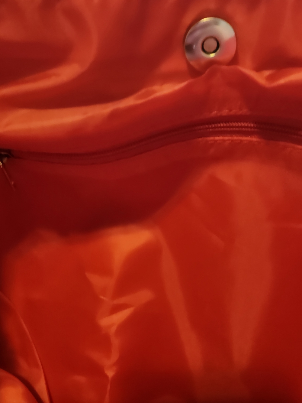 Juicy Couture Bubblegum Pink Bag with Gold Plaque - Picture 4 of 4